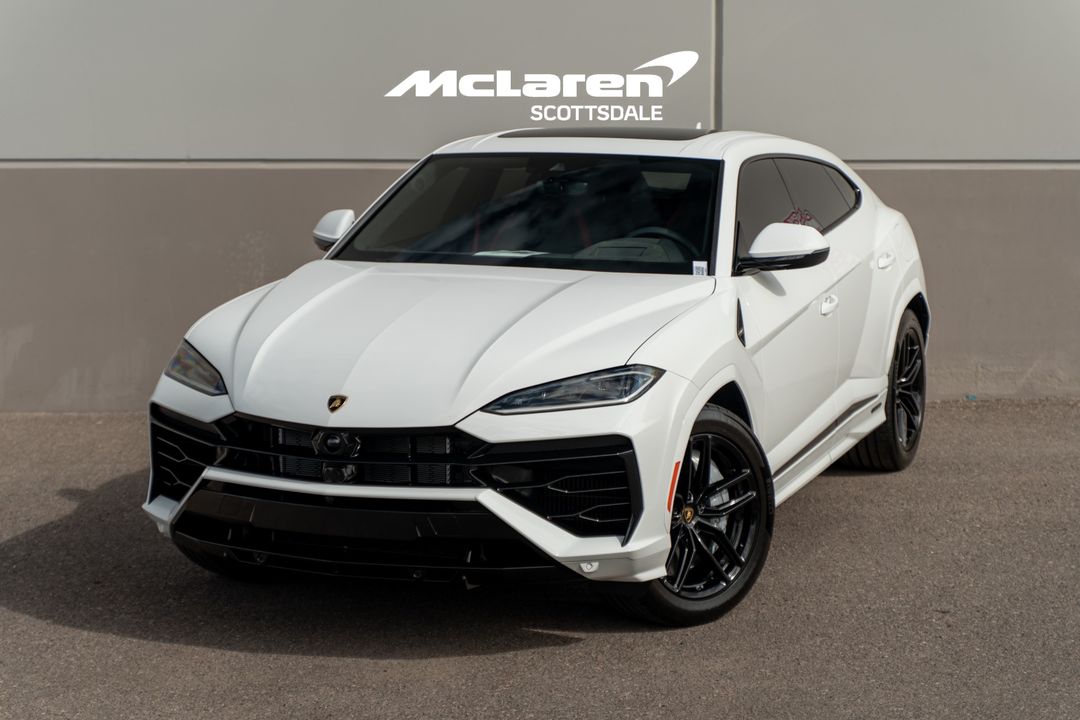 2025 LAMBORGHINI URUS