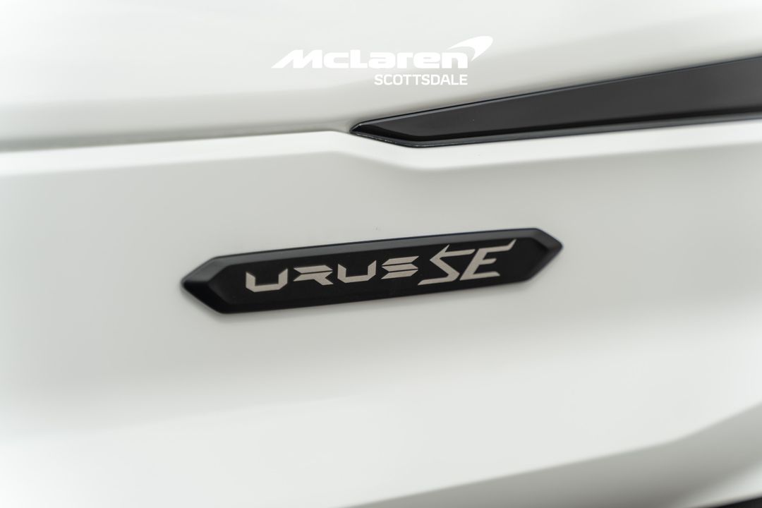 2025 LAMBORGHINI URUS