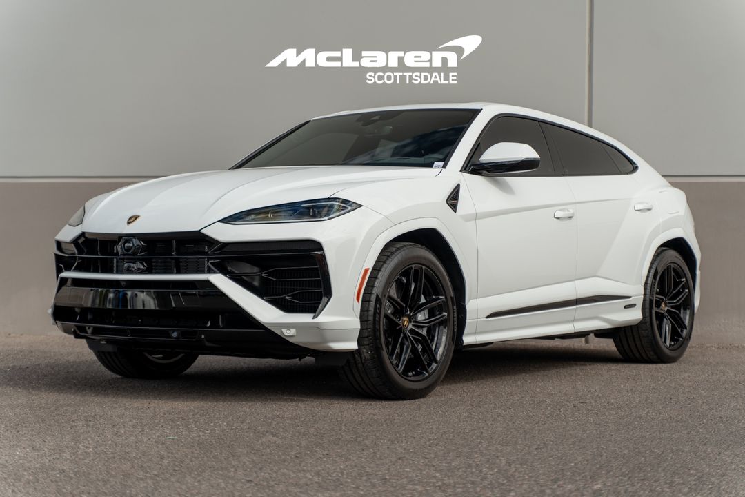 2025 LAMBORGHINI URUS