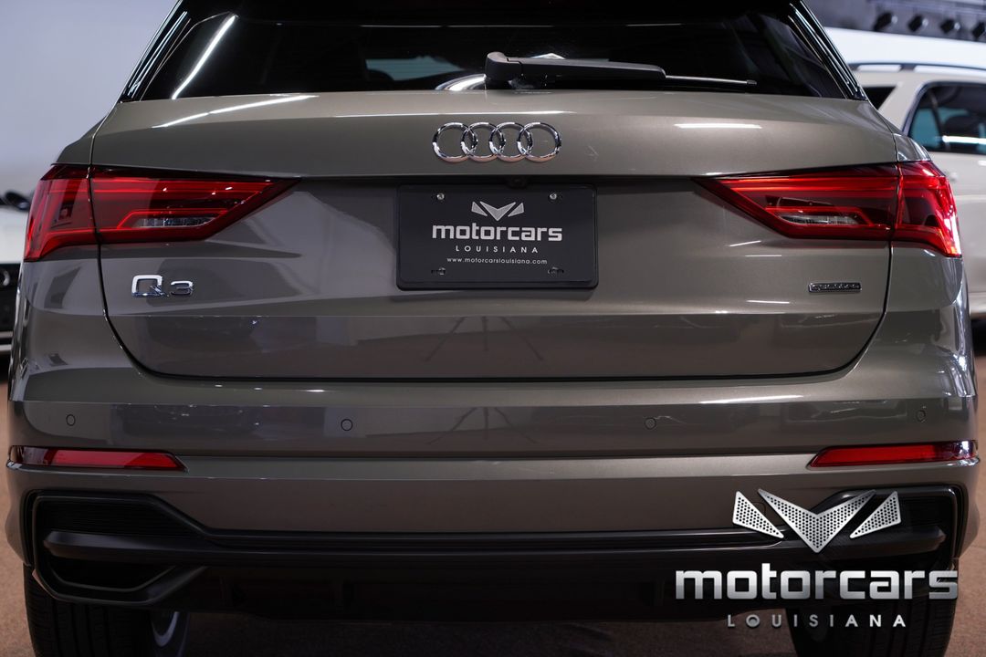 2022 Audi Q3
