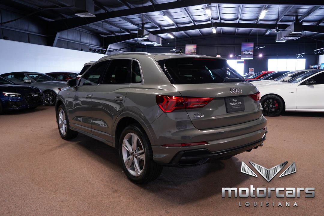 2022 Audi Q3