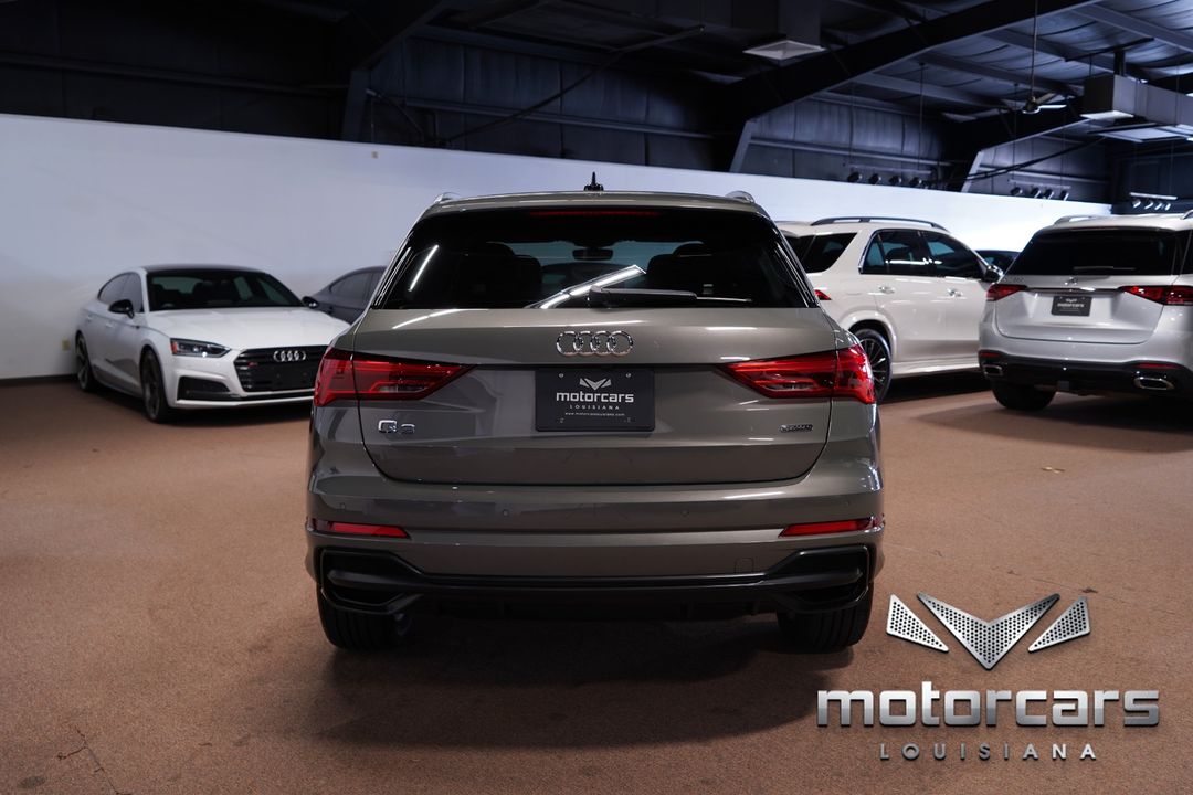 2022 Audi Q3