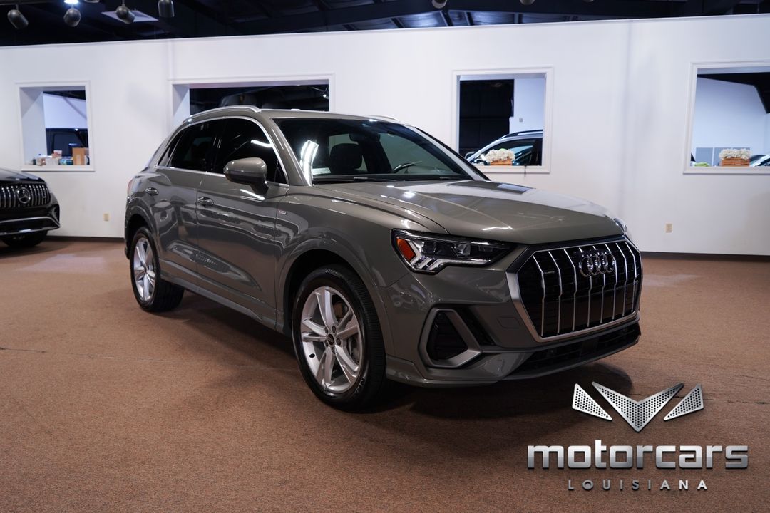 2022 Audi Q3