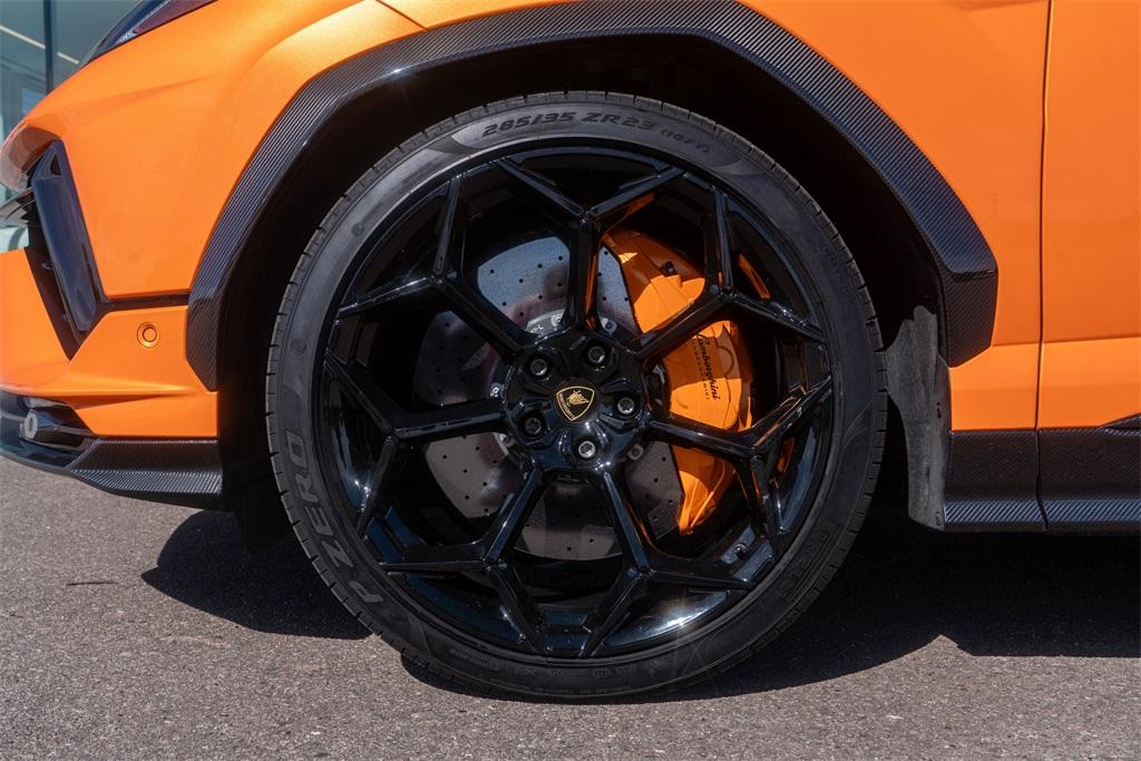 2024 Lamborghini Urus