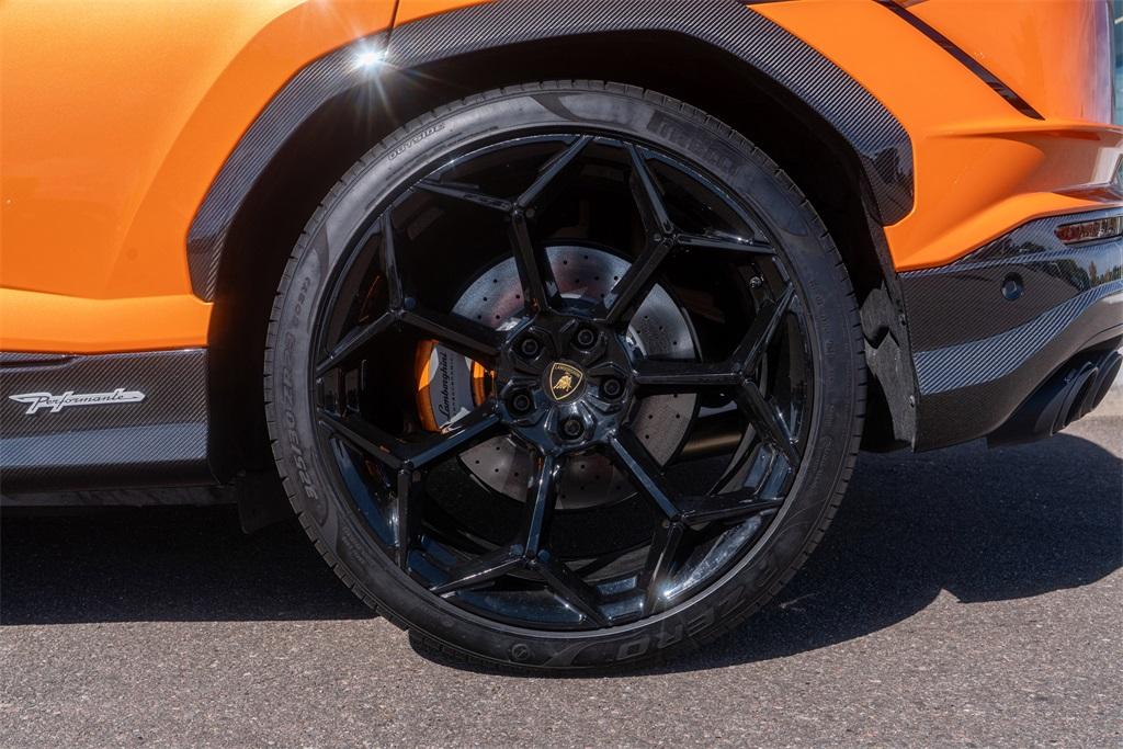 2024 Lamborghini Urus