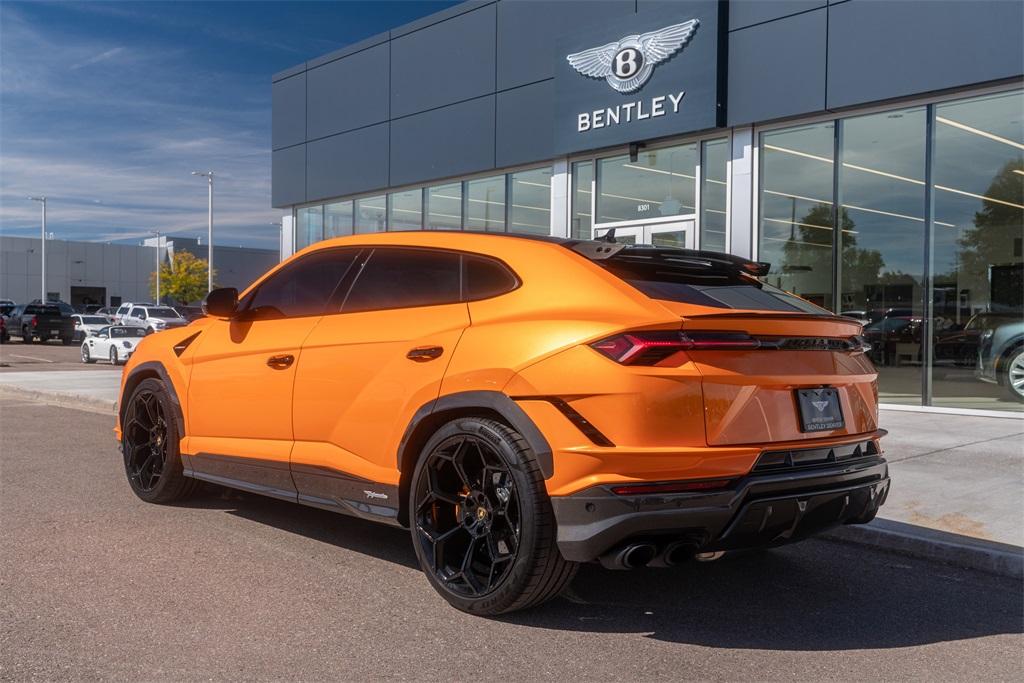 2024 Lamborghini Urus