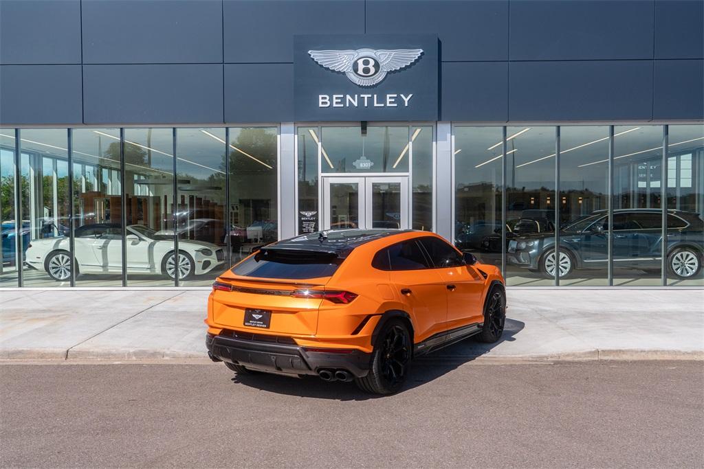 2024 Lamborghini Urus