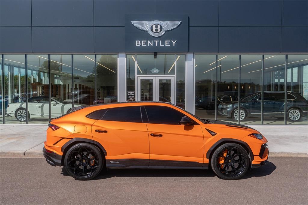 2024 Lamborghini Urus