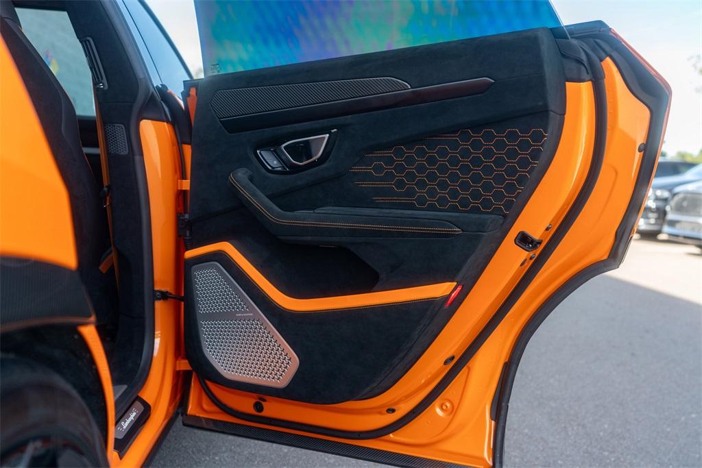 2024 Lamborghini Urus