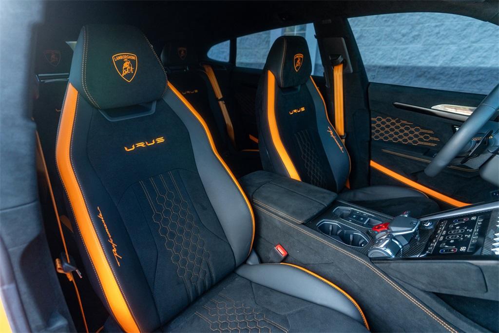 2024 Lamborghini Urus