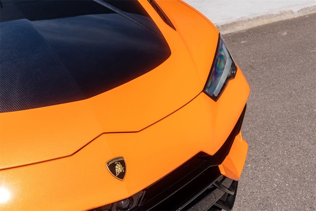 2024 Lamborghini Urus