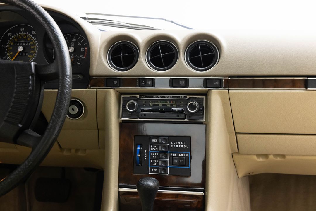 1979 Mercedes-Benz 450-Class