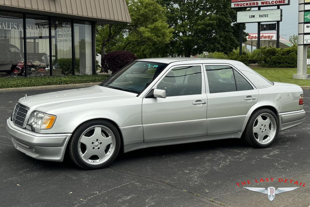 1993 Mercedes Benz E60 AMG