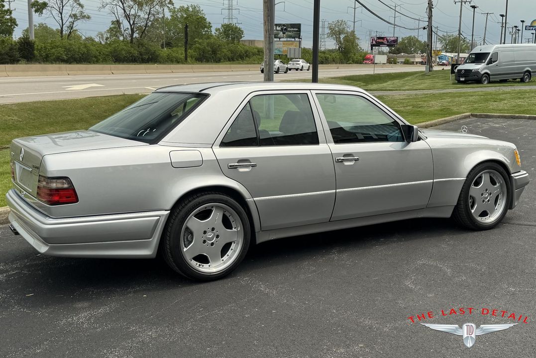 1993 Mercedes Benz E60 AMG