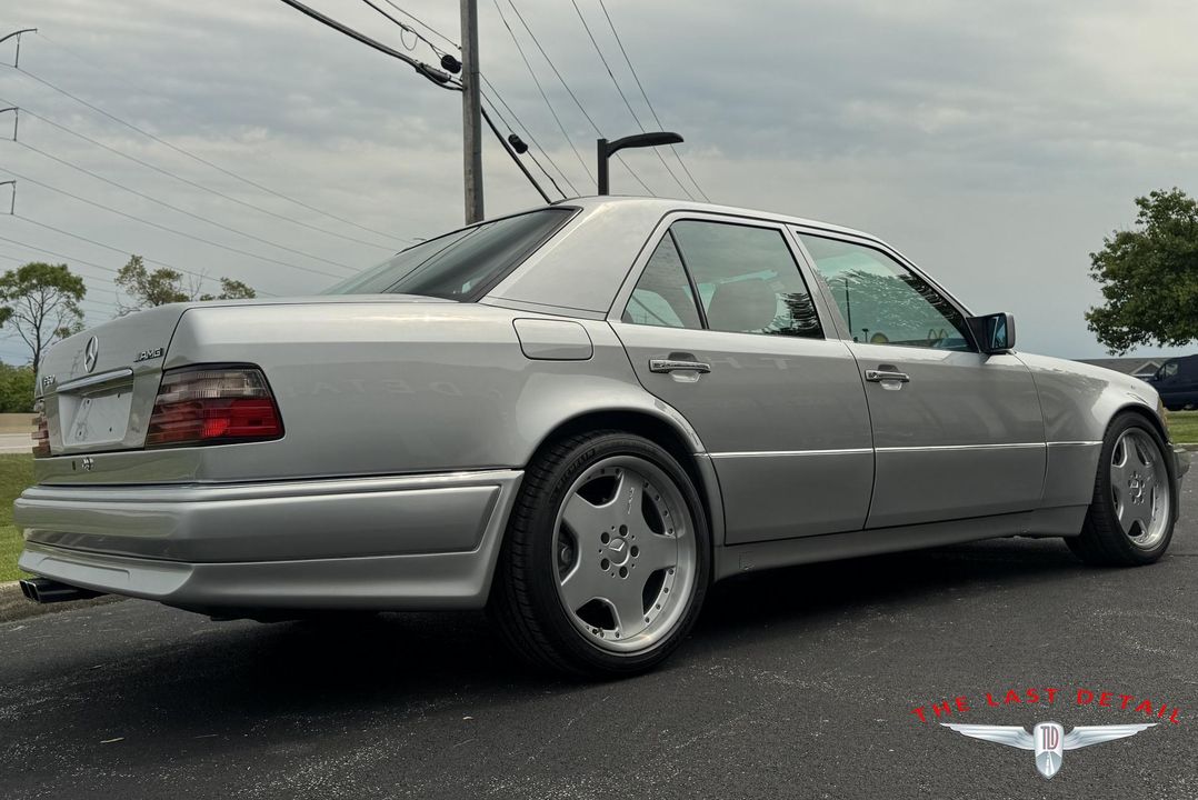 1993 Mercedes Benz E60 AMG