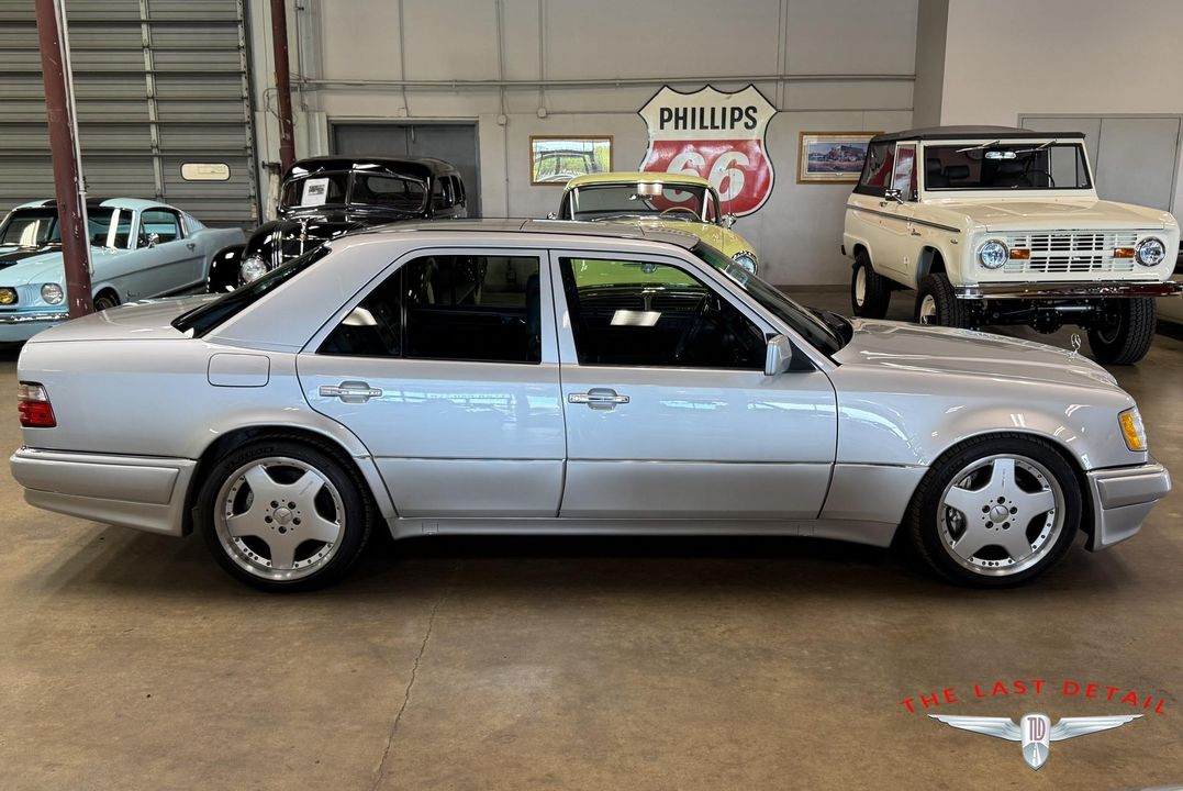 1993 Mercedes Benz E60 AMG