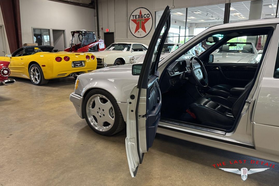 1993 Mercedes Benz E60 AMG