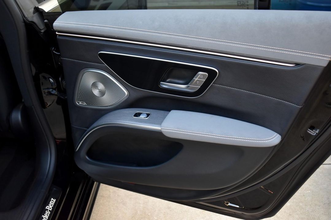 2022 Mercedes-Benz EQS