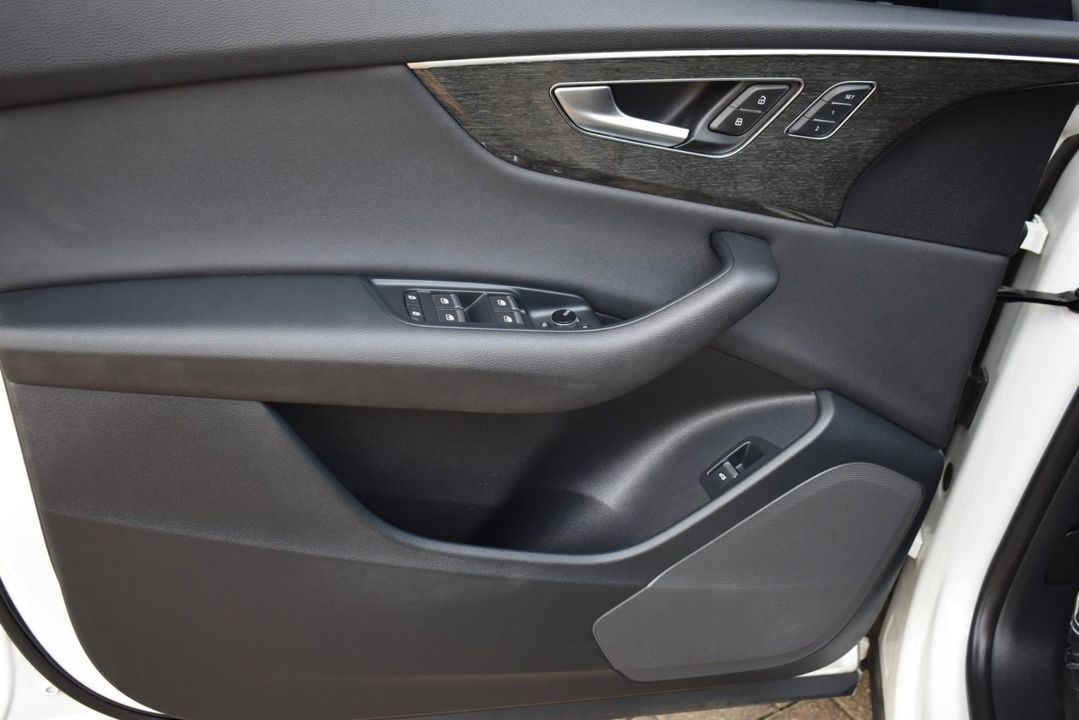 2019 Audi Q8 Premium 55 TFSI quattro