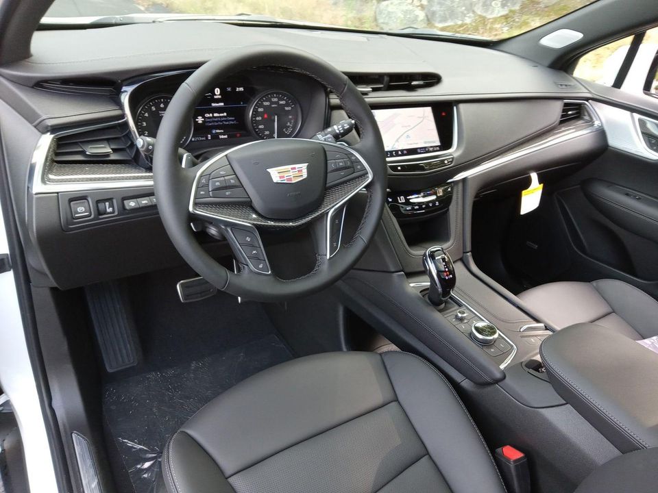 2025 Cadillac XT5