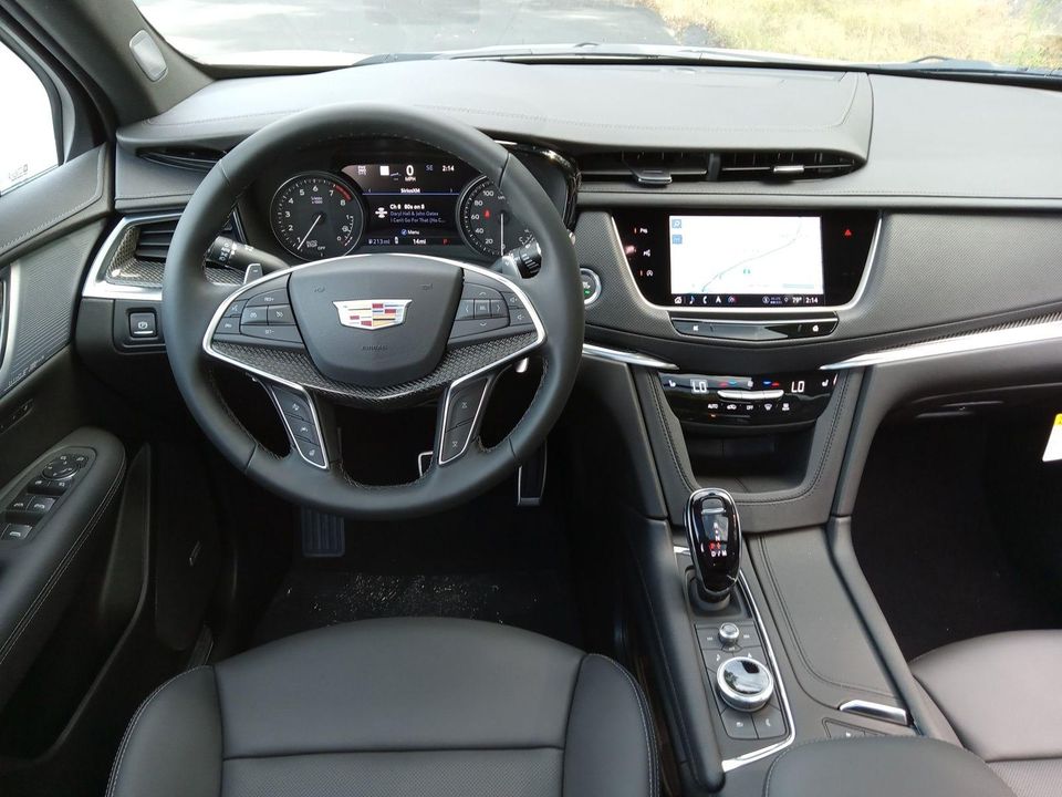 2025 Cadillac XT5
