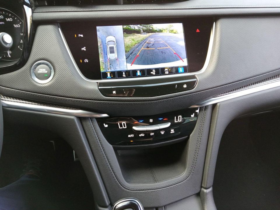 2025 Cadillac XT5