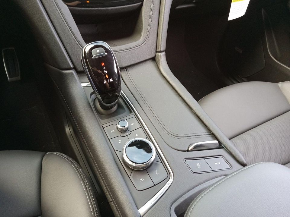 2025 Cadillac XT5