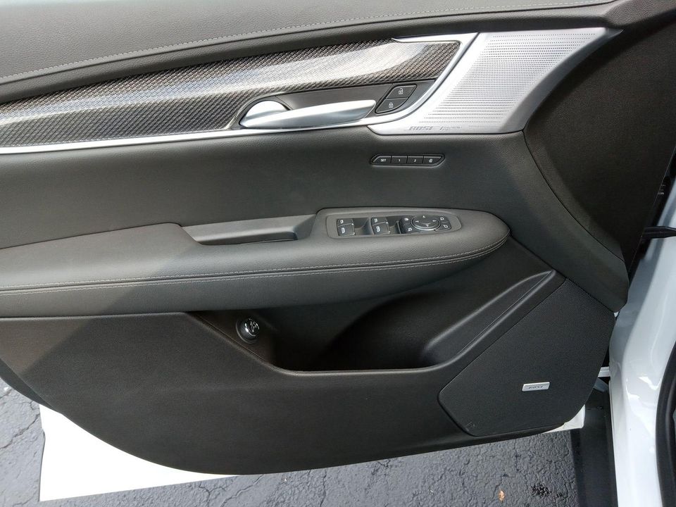 2025 Cadillac XT5