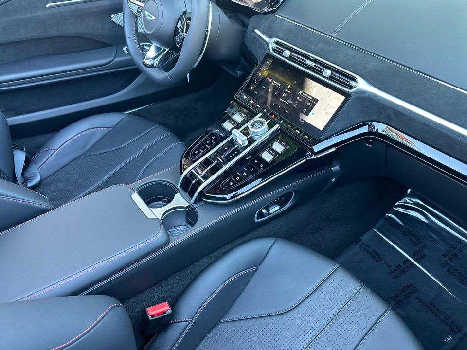 2026 Aston Martin Vantage