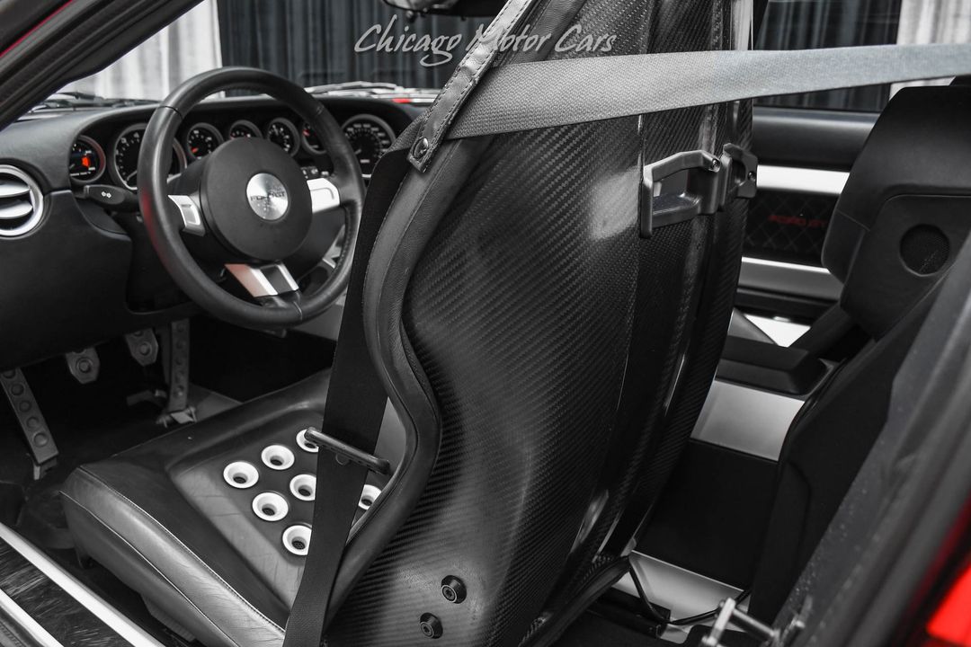 2005 Ford GT