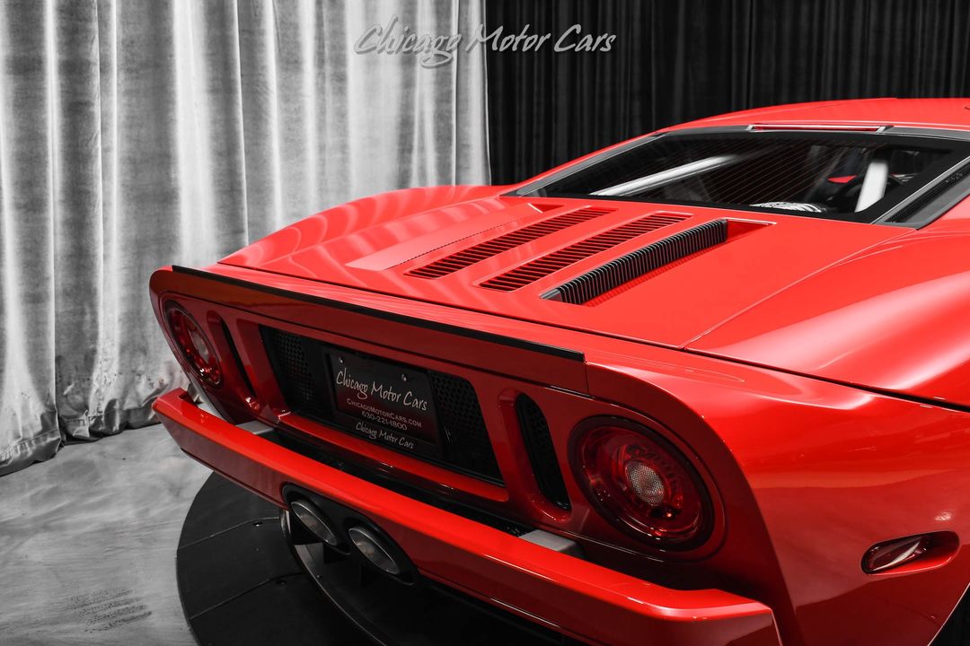 2005 Ford GT