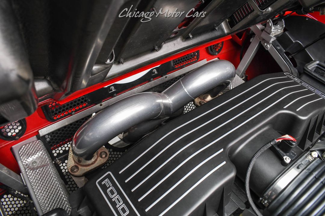 2005 Ford GT
