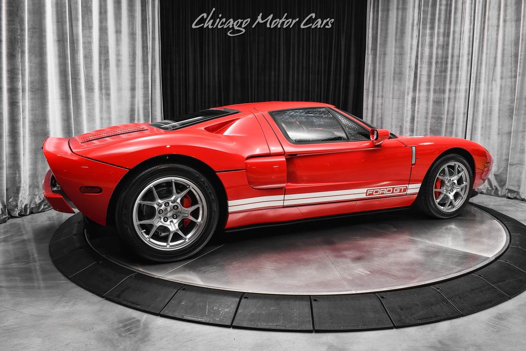 2005 Ford GT