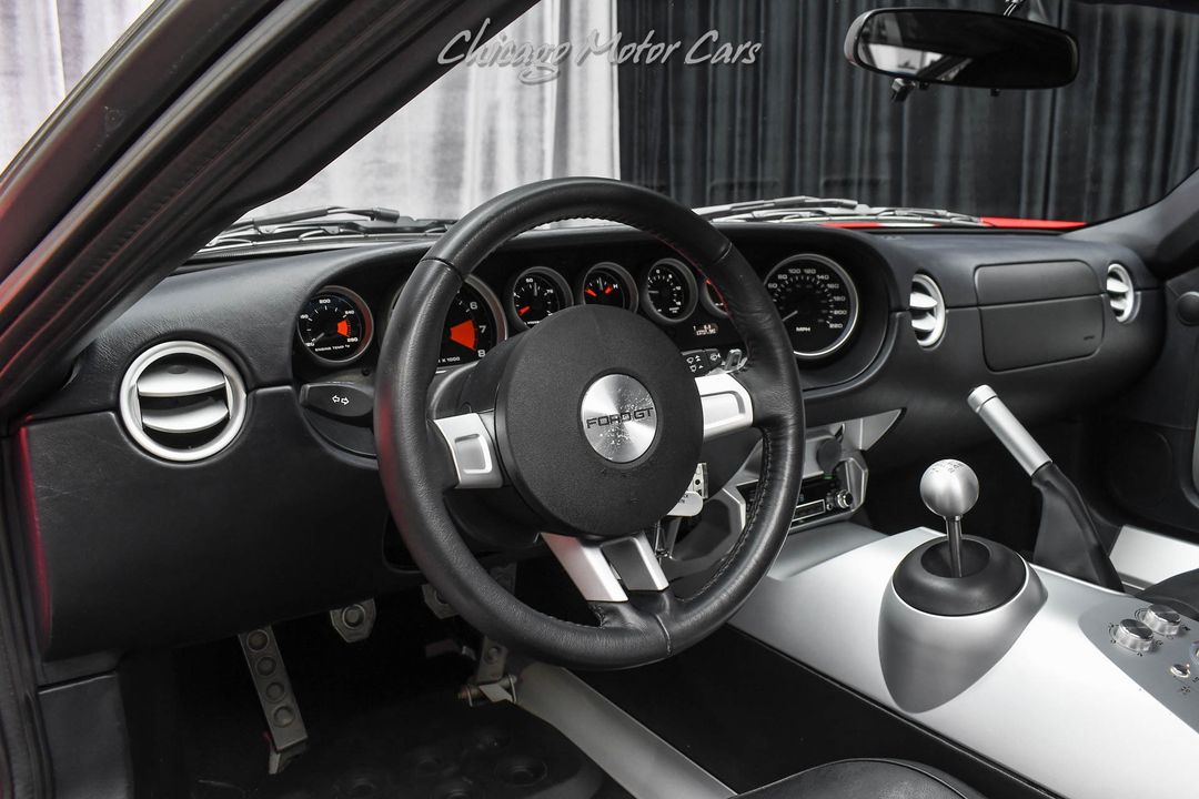 2005 Ford GT