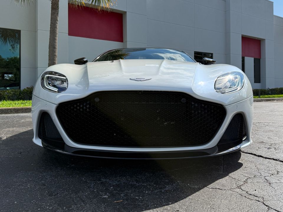 2019 Aston Martin DBS