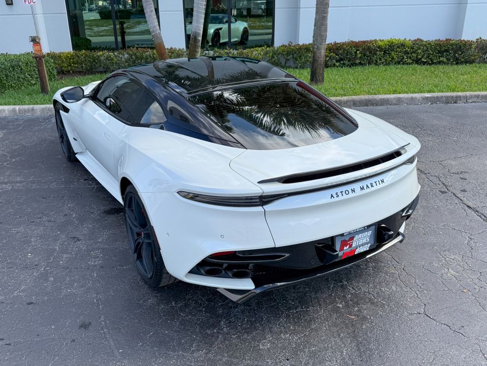 2019 Aston Martin DBS