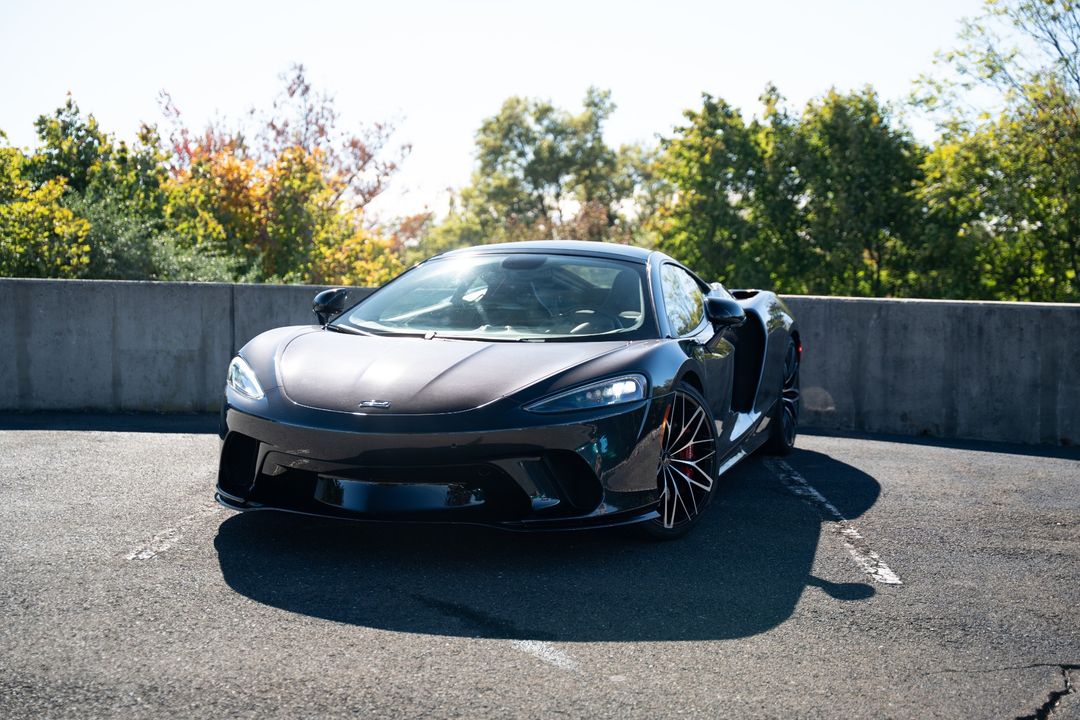 2022 McLaren GT