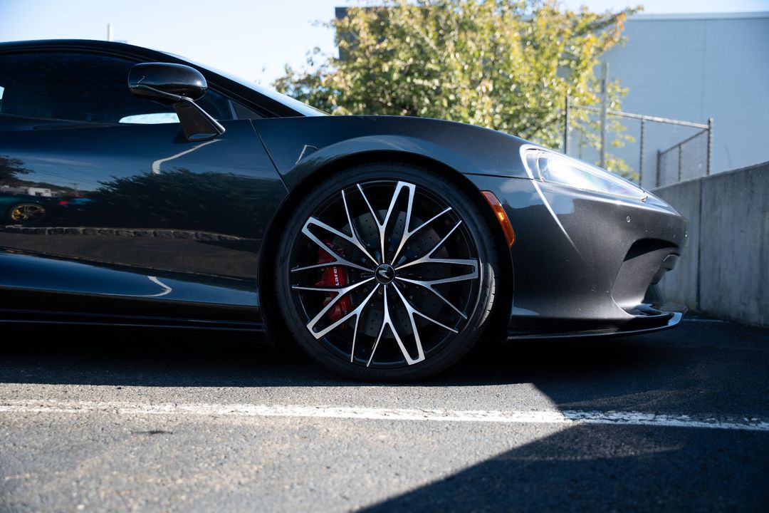 2022 McLaren GT
