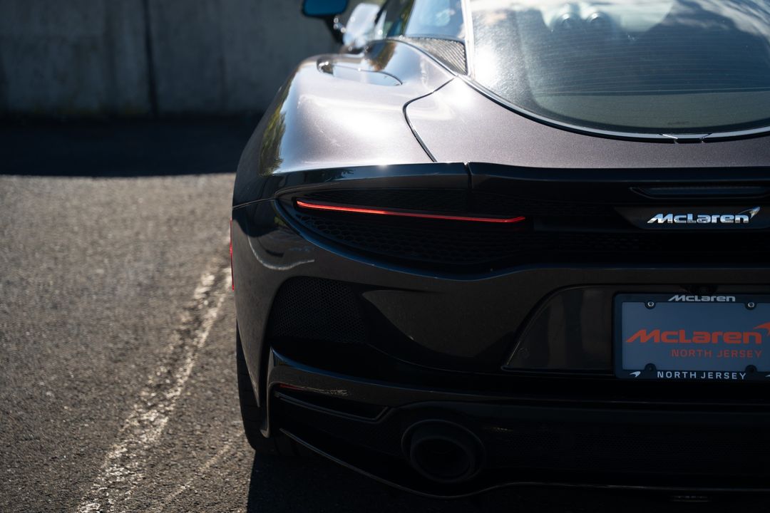 2022 McLaren GT