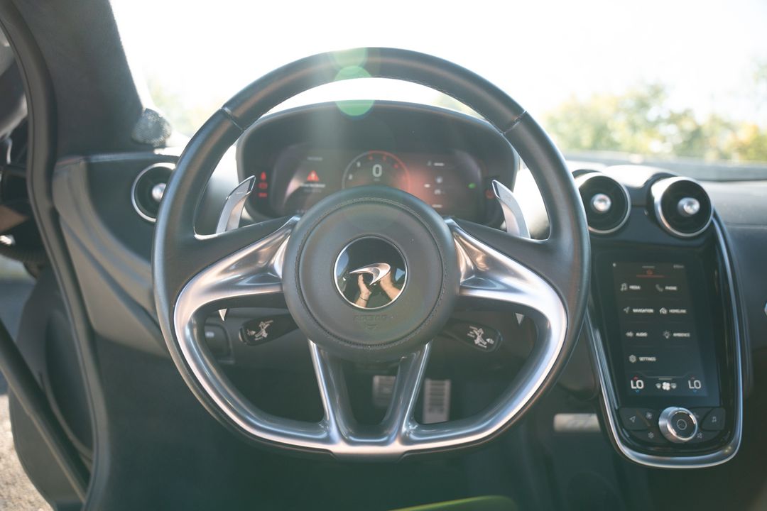 2022 McLaren GT