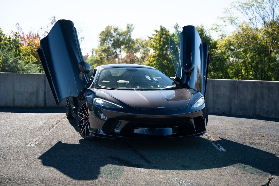 2022 McLaren GT