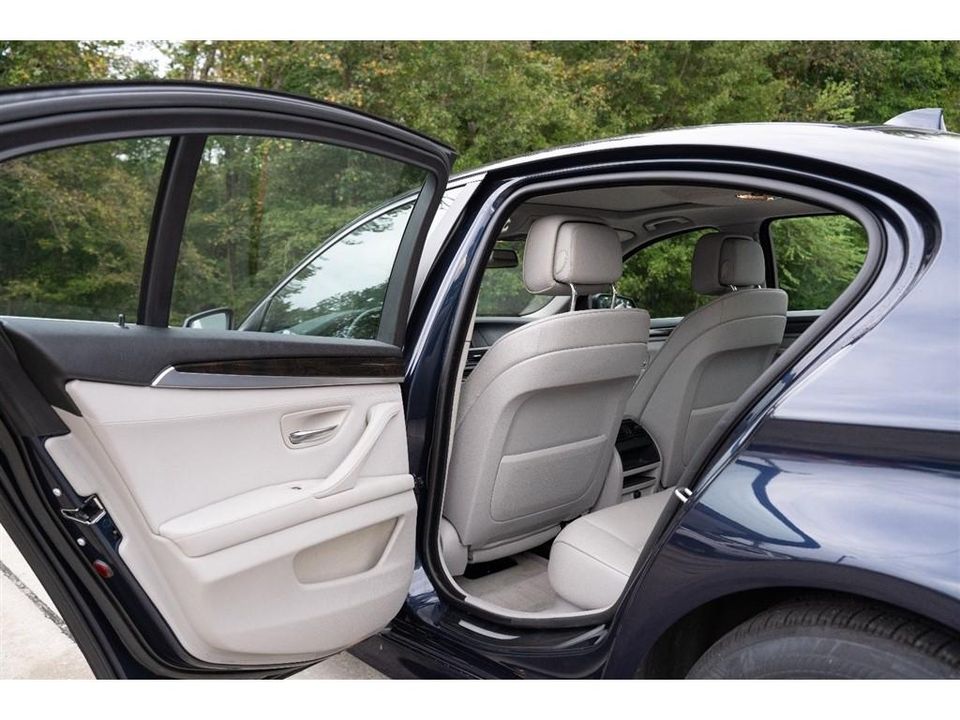 2012 BMW 5-Series