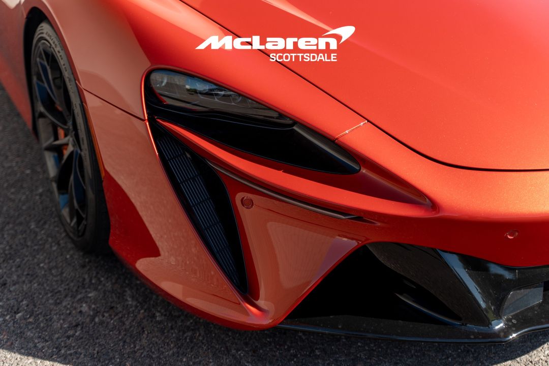 2024 MCLAREN ARTURA