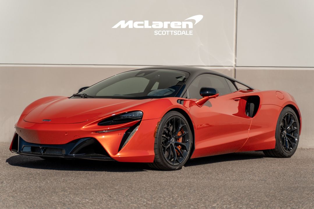 2024 MCLAREN ARTURA