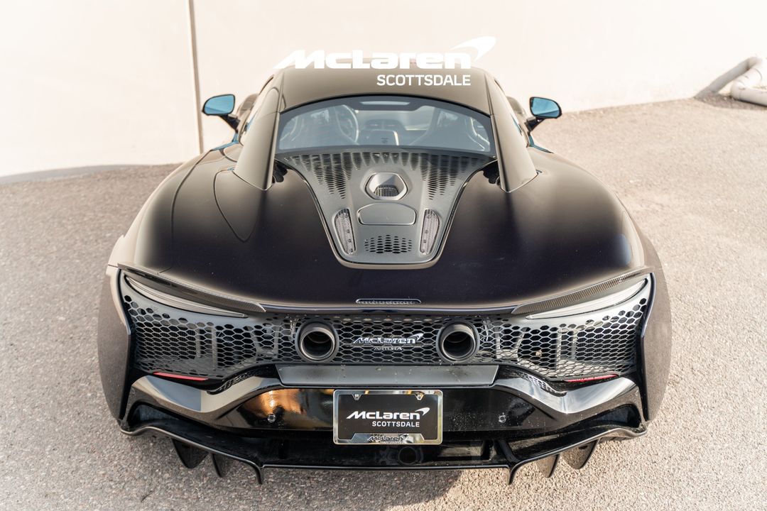2023 MCLAREN ARTURA