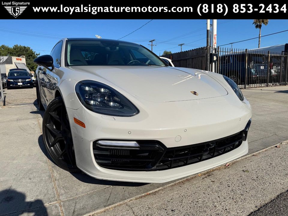 2017 Porsche Panamera