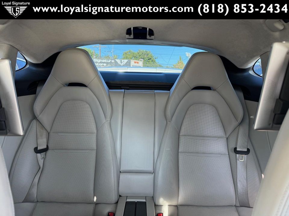 2017 Porsche Panamera