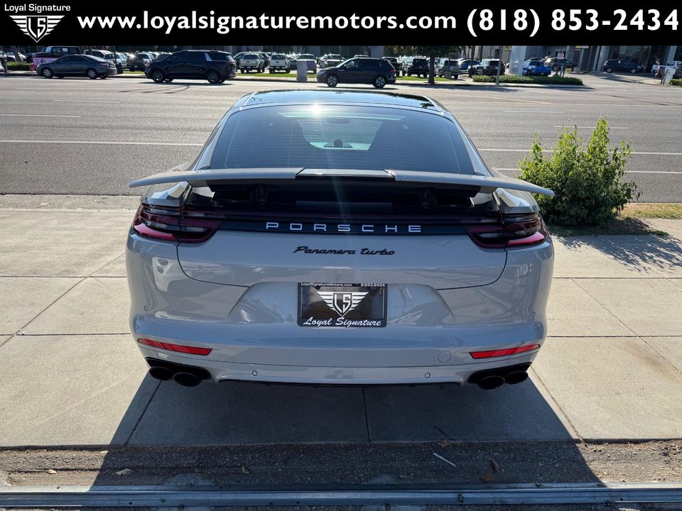 2017 Porsche Panamera