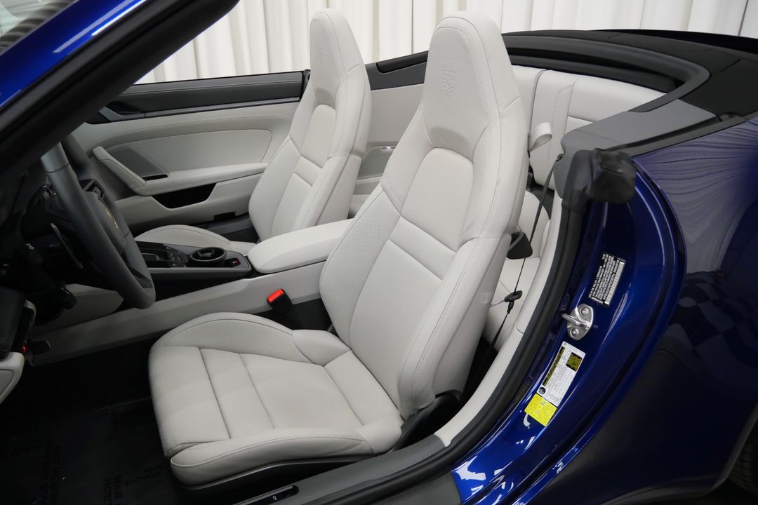2023 Porsche 911