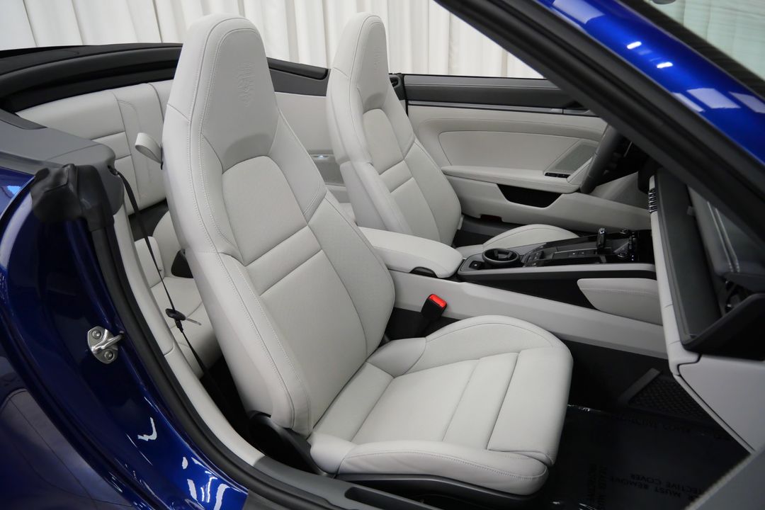 2023 Porsche 911